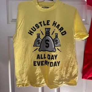 Million dollar Motive tee/ Large/ New